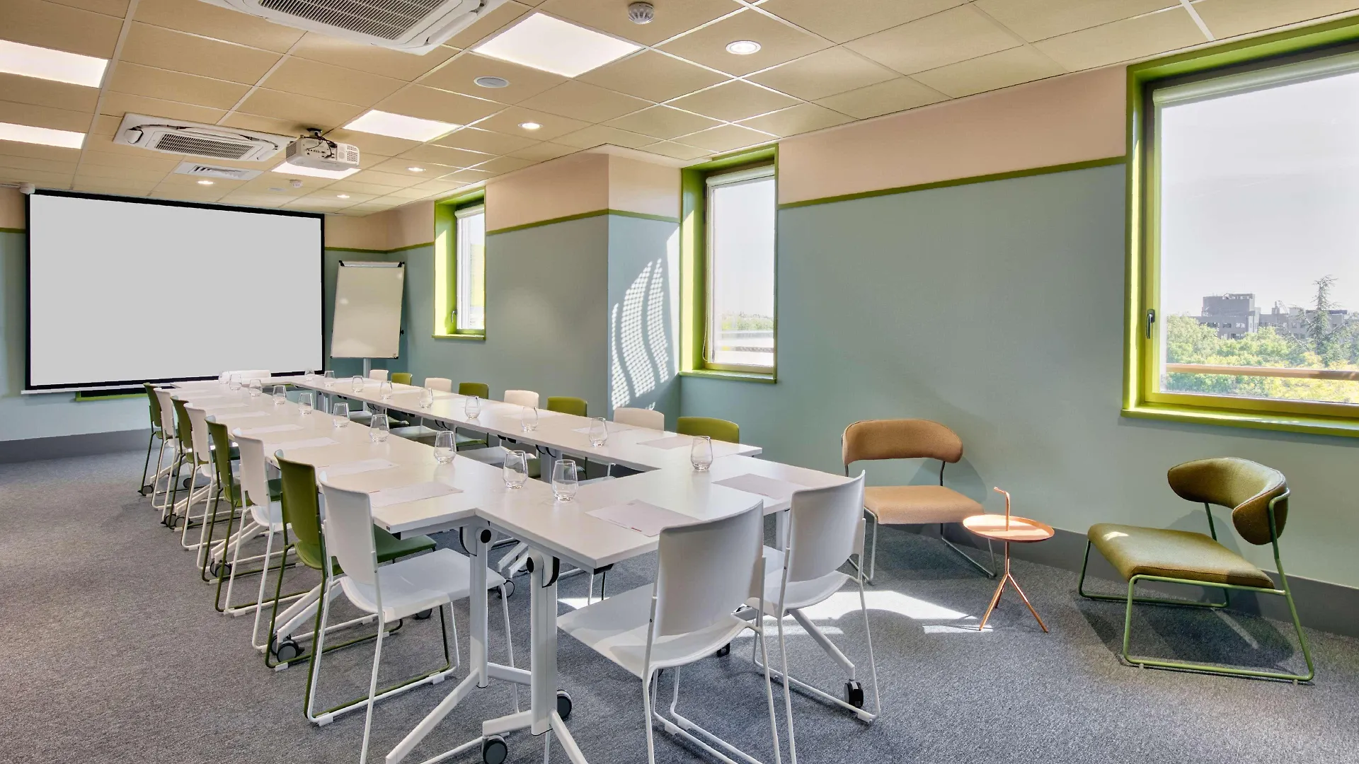 Aiden By Best Western Clermont-Ferrand Hotel & Spa