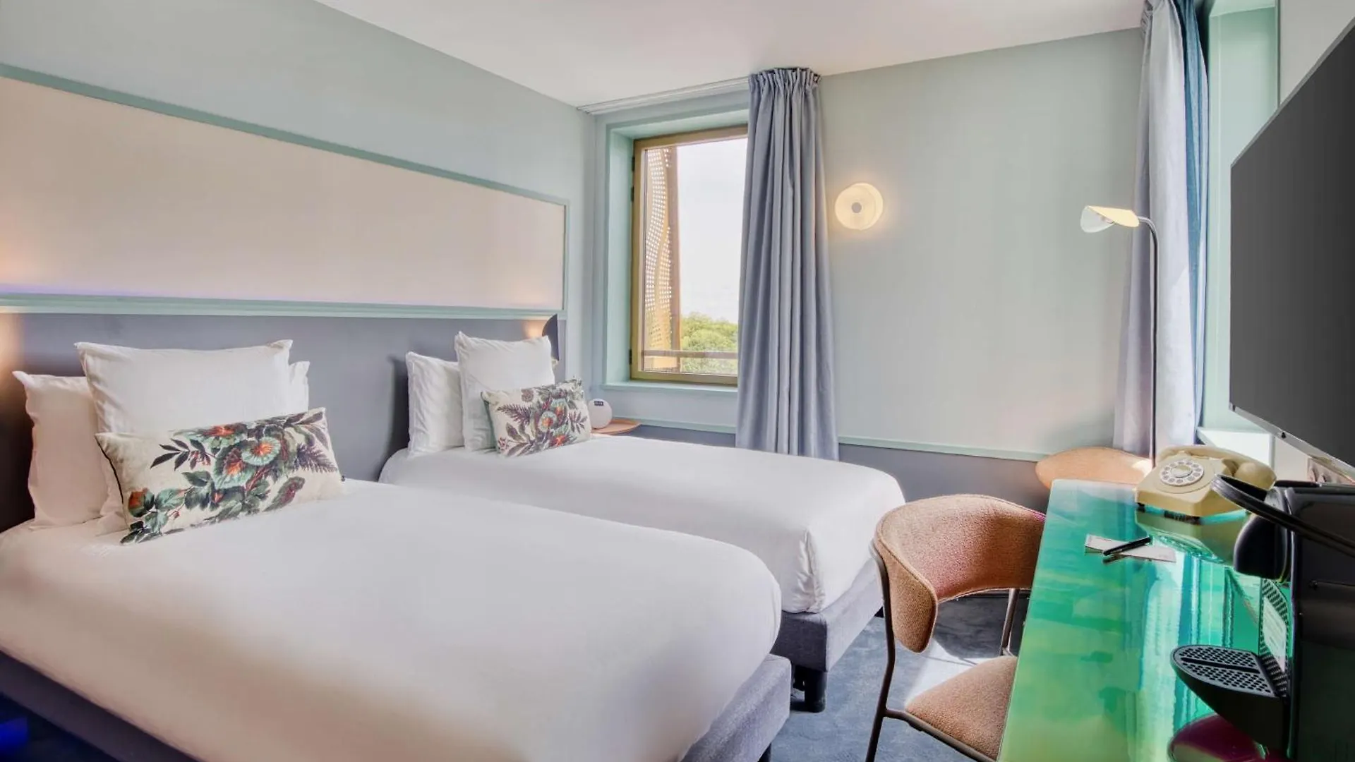 Aiden By Best Western Clermont-Ferrand Hotel & Spa