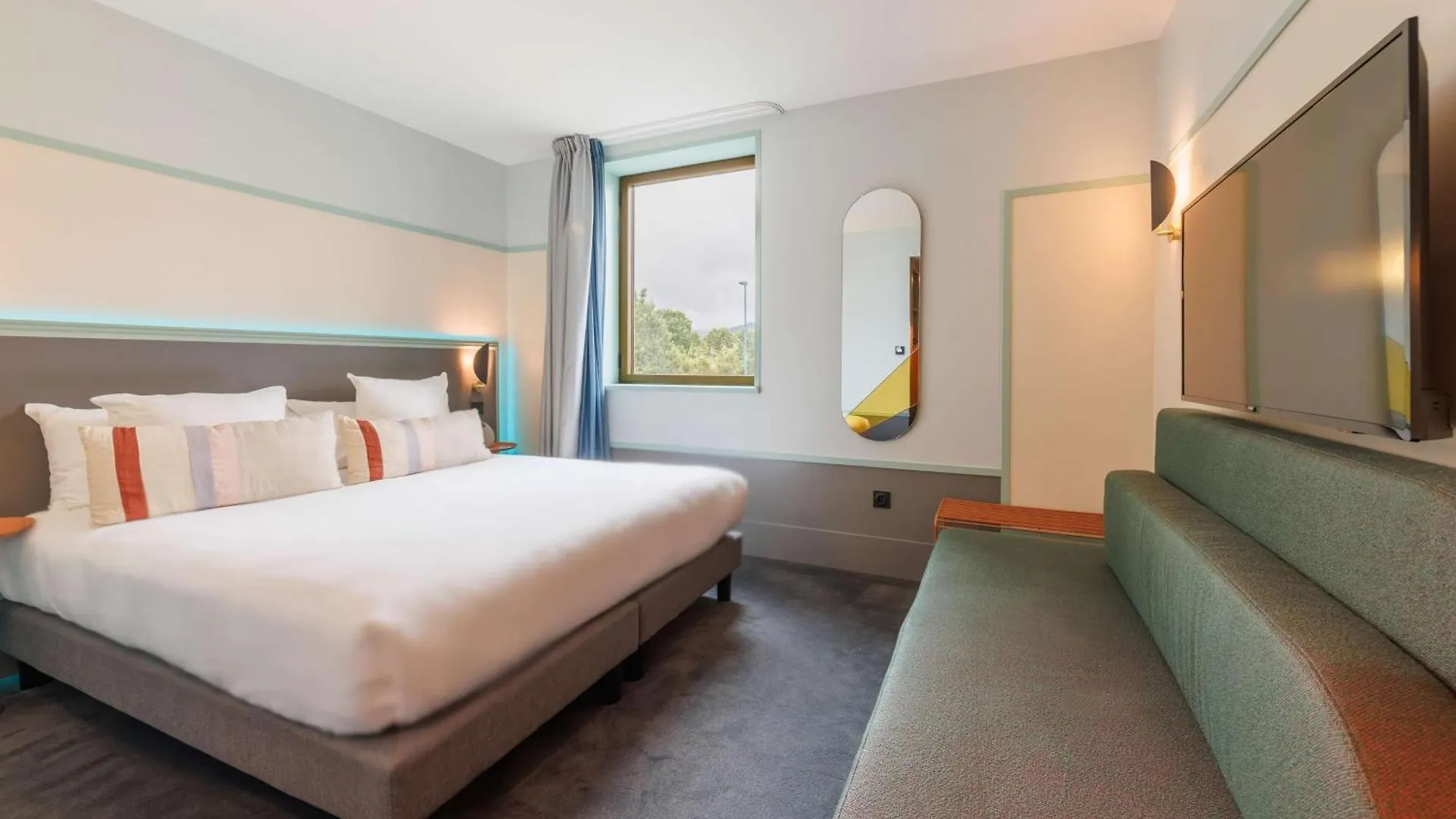 Aiden By Best Western Clermont-Ferrand Hotel & Spa